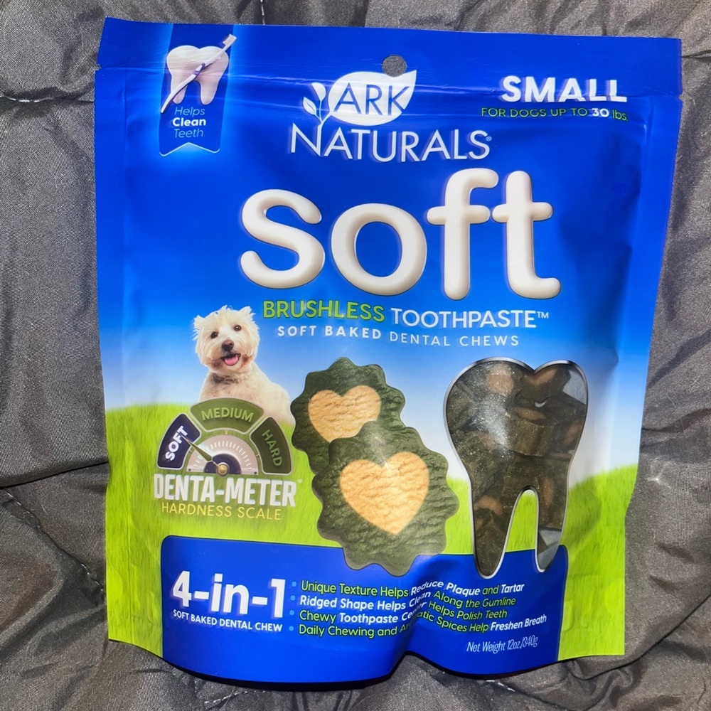 Soft Brushless Toothpaste 4 in 1 Dog Dental Chews S NWT